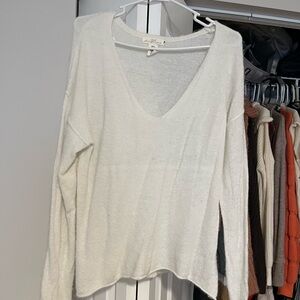 White/cream oversized sweater